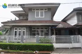 Rumah hook dijual jln Camar Bintaro Jaya Strategis Untuk Hunian Keluarga