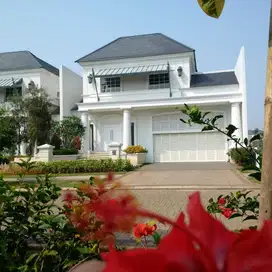 RUMAH DI CLUSTER DE MAJA,DE PARK BSD CITY-FULLY FURNISHED-S.POOL