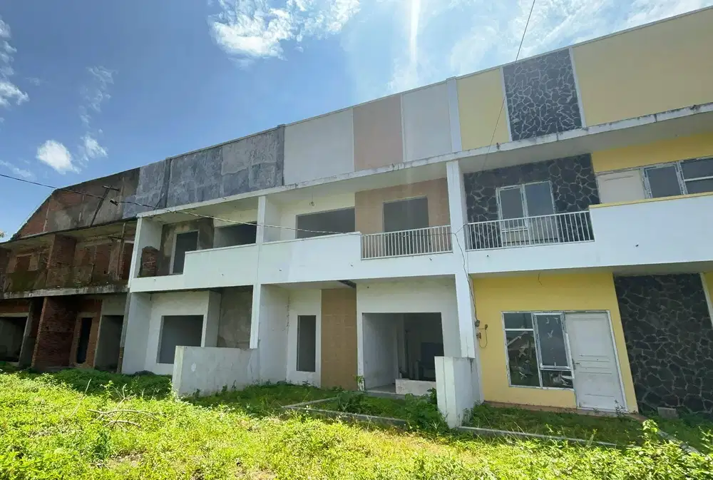 DIJUAL RUMAH STRATEGIS DEKAT PASAR GADANG