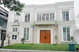 Dijual Rumah Vassa Lake Lippo Cikarang
