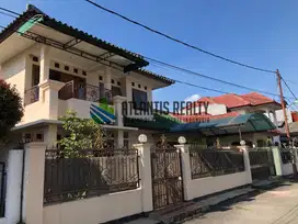 Rumah dijual dekat pondok indah perumahan Alam Cirendeu Pondok Cabe