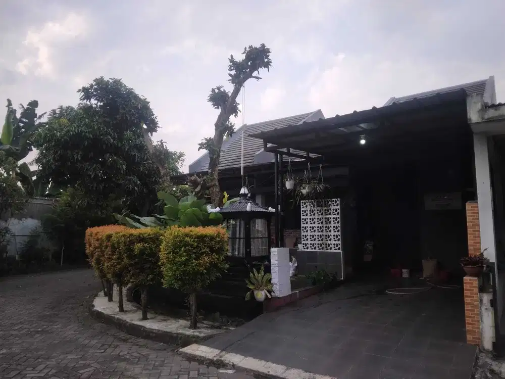 Rumah Hoek Dalam Cluster di The Address Cibubur