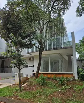 DIJUAL RUMAH HOEK DALAM CLUSTER DISTRICT BINTARO JAYA