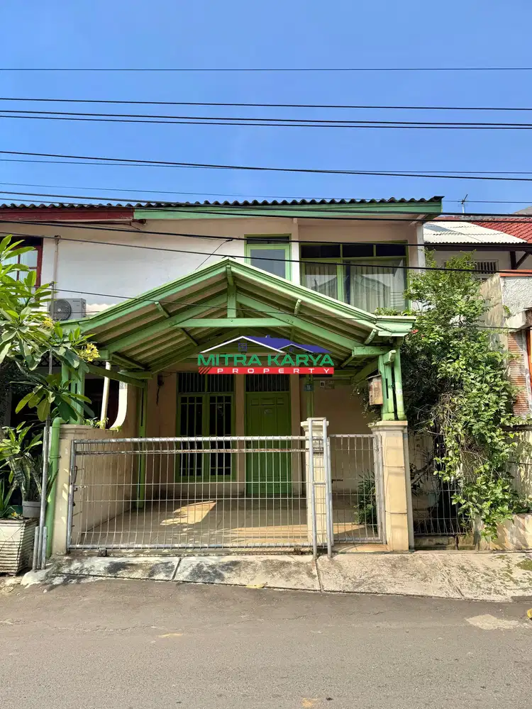 Rumah di Jalan Ramai Dilewati Jaklingko - Perumkar Pondok Kelapa