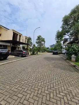 Rumah Mewah di Cluster Myfield, BSD Greenwich Park - Siap Huni