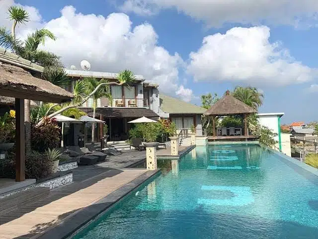 FOR SALE RESORT WITH UNBLOCK SEA VIEW AIRPORT IN JIMBARAN