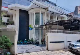 Rumah dijual rumah mewah di Jalan Kelapa puan kelapa Gading Jakarta Utara