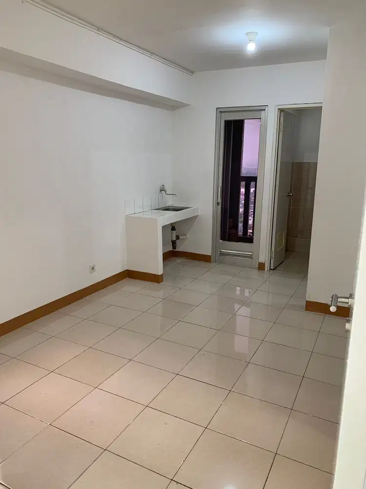 Disewakan Apartemen Green Bay Pluit Unit 2 Bedroom Kosong + AC Tower C