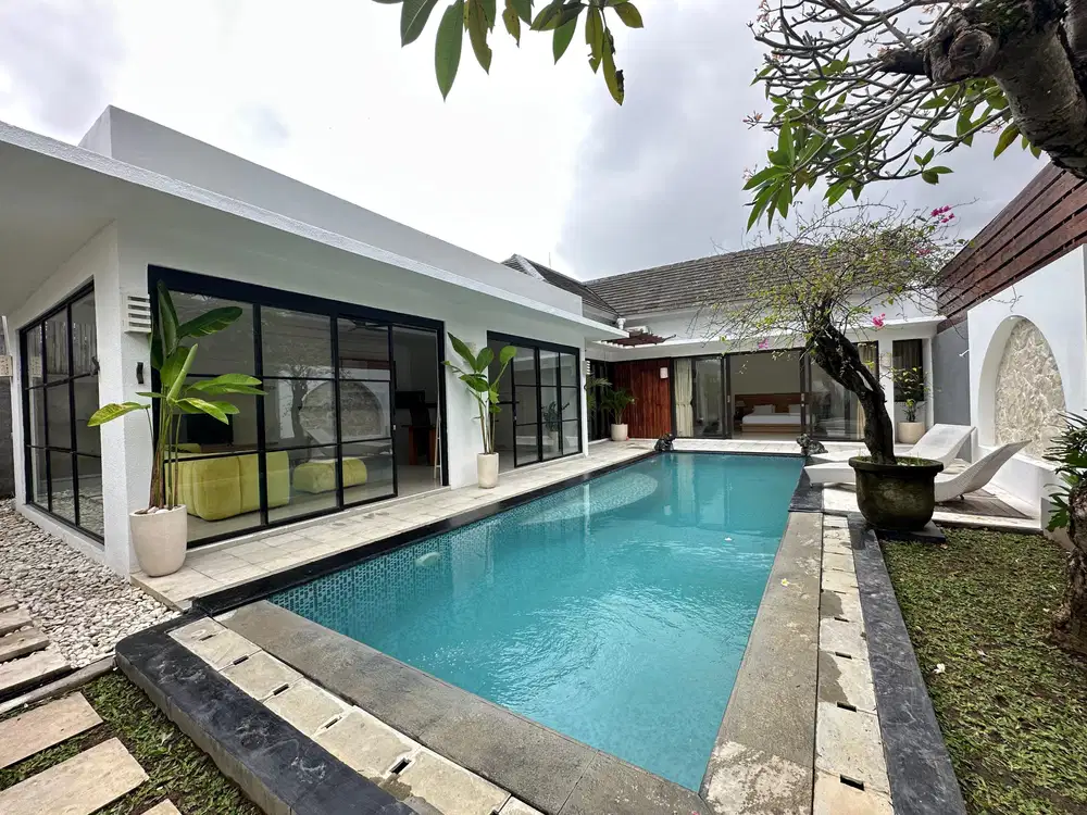 Villa Kuwum Kerobokan Badung Bali