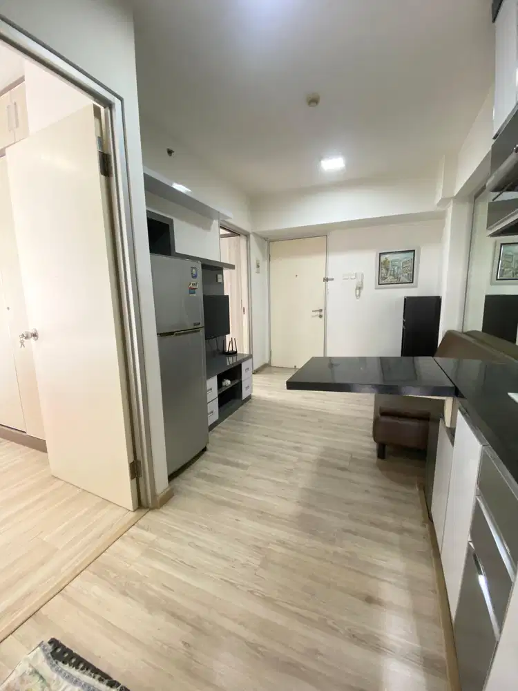 Apartemen Green Bay Pluit 2 BR Furnished View ke Mall Lantai Rendah