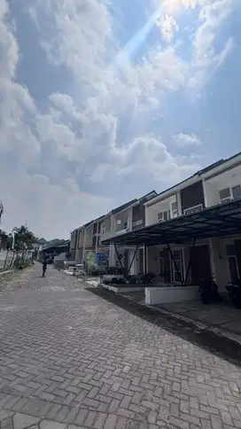Villa Siap Huni Dekat Jatim Park – Akses Mudah & Lingkungan Eksklusif