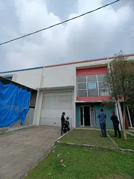 Gudang Siap Pakai di Bizzpoint Cikupa