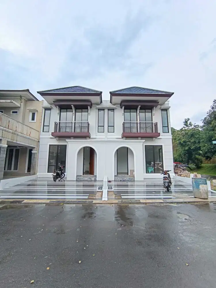 Dijual Rumah Baru 2 lantai harga murah, siap huni, SHM di Kota Wisata