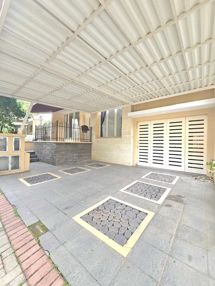Kebayoran bintaro Dijual Nego di Cluster  jual cepat bqgus ada taman