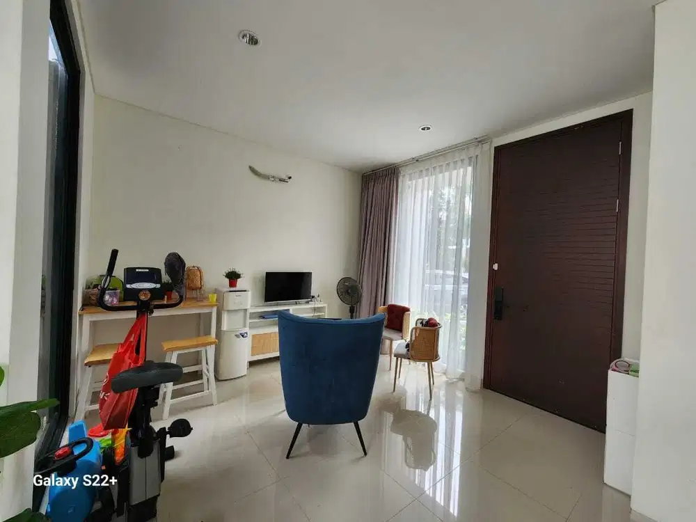 DIJUAL CEPAT! RUMAH SEMI FURNISH POSISI HOOK KAWASAN SUMMARECON BOGOR