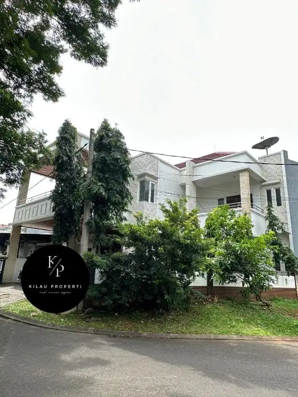 Dijual Rumah Hook di Perumahan Cibubur