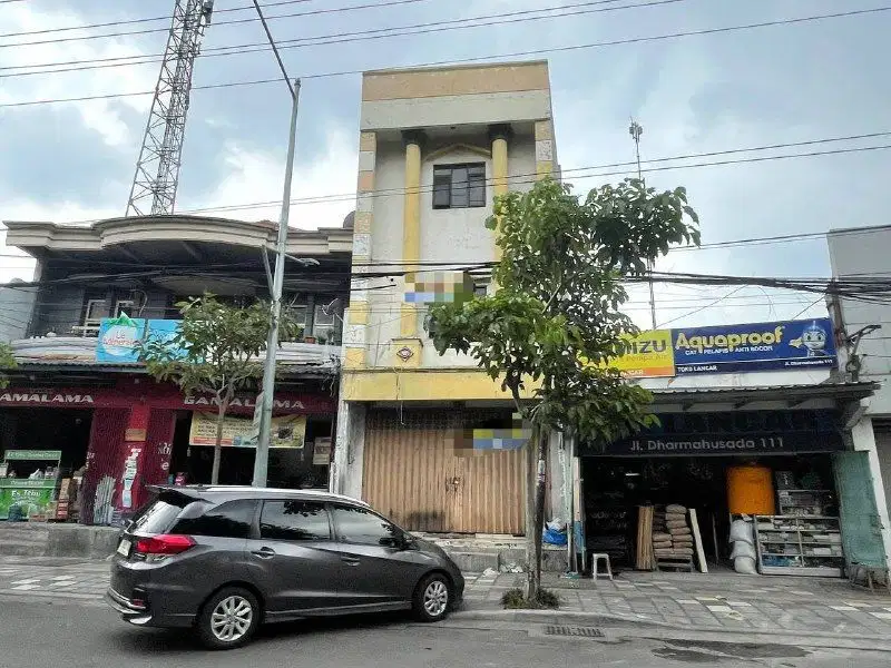 Ruko Di Raya Dharmahusada Surabaya Bagus 3 Lantai Terawat