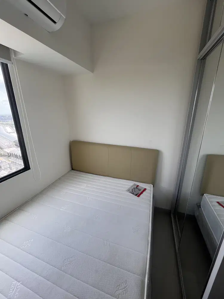 Dijual Apartemen Osaka Riverview Pik2 2br furnish price 300jt