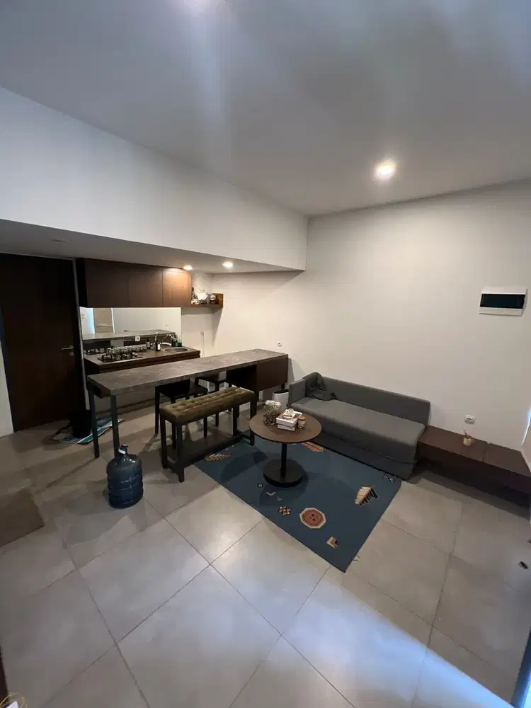 Jual Rumah 3 Lantai Full Furnished di Freja Suites Bsd Tangerang