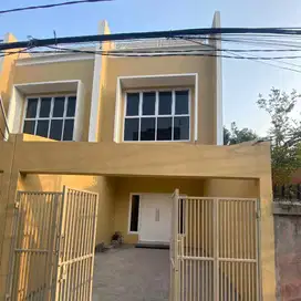 RUMAH BRANDNEW 3 LANTAI DAERAH JAKARTA BARAT