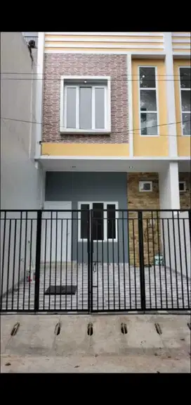 Rumah di Komplek Walikota Kelapa Gading Jakarta Utara