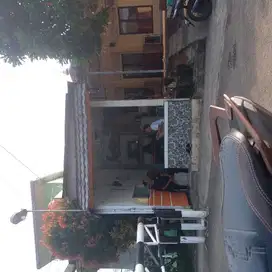 rumah 2 lantai dalam perumahan (jual murah)