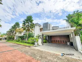 Rumah Mewah Bale Hinggil Dekat Hyarta, Jl Kaliurang Km 9, UGM Jogja
