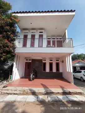417 Rumah Siap Huni 2 Lt. Strategis dekat BSD di Serpong, Tangerang