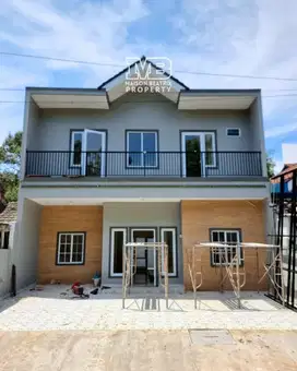 RUMAH BARU DIBANGUN 2 LANTAI DI SEKTOR 1.1 GRIYA LOKA BSD CITY