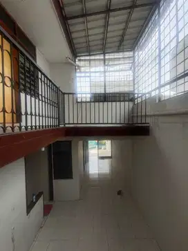 Dijual Rumah Siap Huni Terawat Lokasi di Rajawali Sakti Bandung