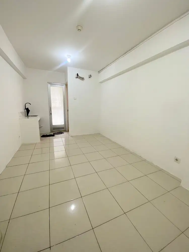 Apartemen Green Bay Pluit Tipe Studio Unfurnished View Mall tanpa AC