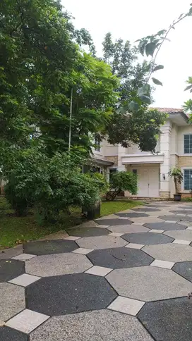 Dijual Rumah Taman Beverly Golf Lippo Karawaci Tangerang