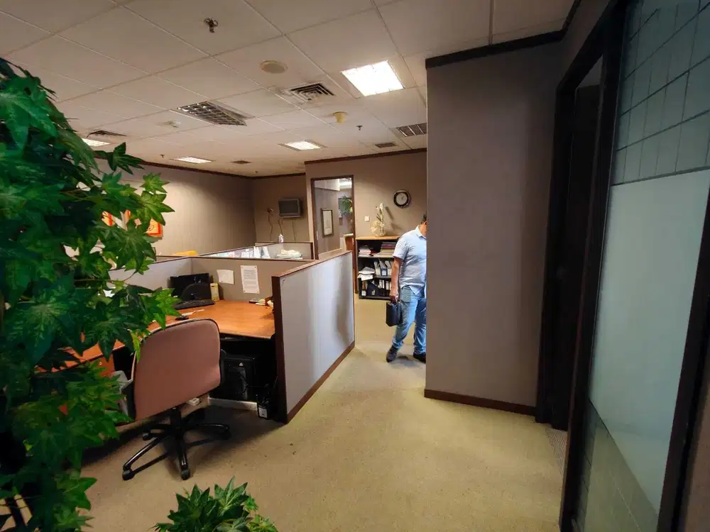 Unit Kantor TB Simatupang Jaksel Lt 28 154m2