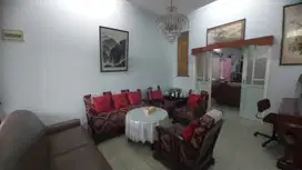 Dijual Rumah Hook Startegis Terawat Pusat Kota di Sayap Braga Bandung