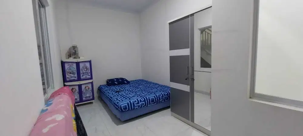 Rumah Bagus Semi Furnished SHM Tanjung Duren, Jakarta Barat