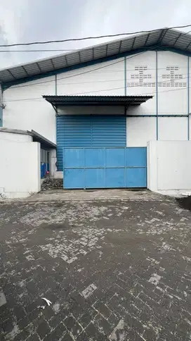 Gudang Romokalisari dkt tol akses kontainer