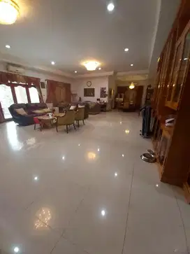 Dijual Rumah di Kemang Jakarta Selatan