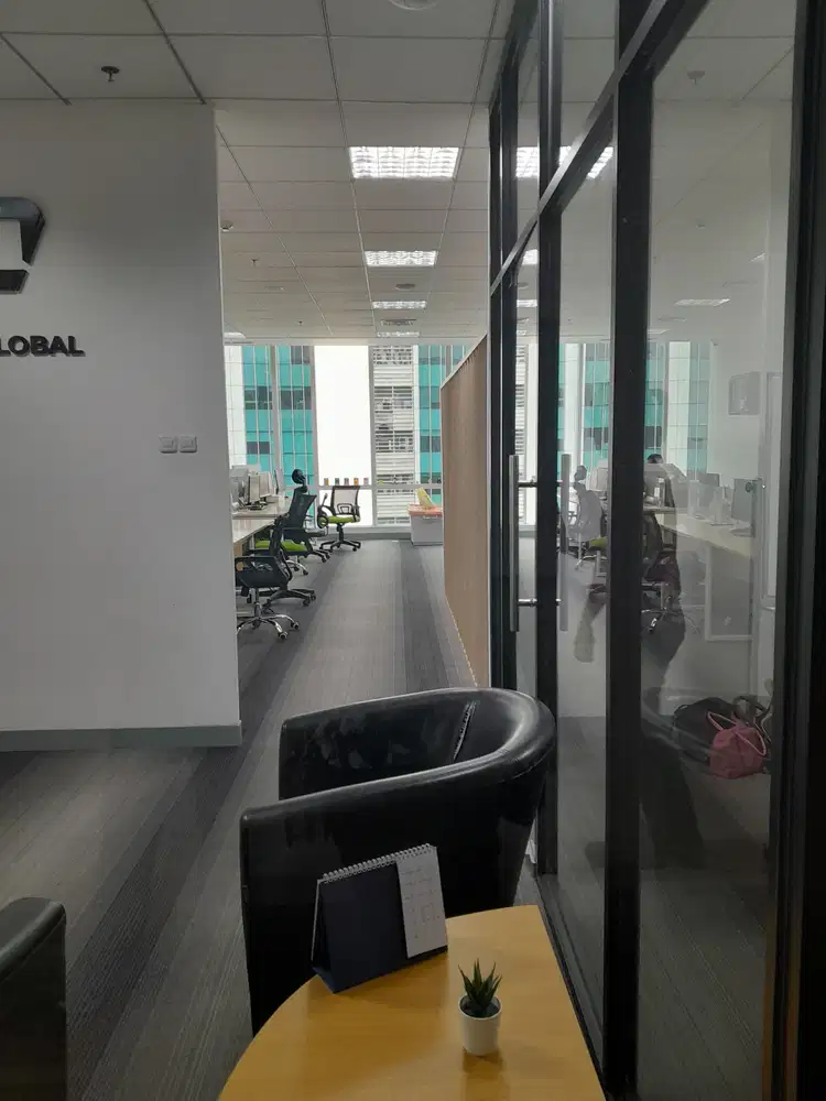 SEWA KANTOR DI JAKARTA SELATAN FULL FURNISH 507M² 250k