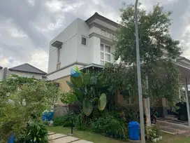 DIJUAL CEPAT RUMAH DUA LANTAI THE SAVIA, HOOK