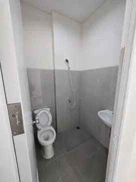 Disewakan Ruko 5x10 2 Lantai di Verona Junction By Rumah Chinida
