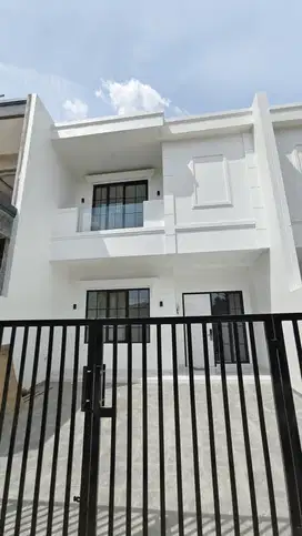 Rumah Baru 2 Lantai Siap Huni Di Taman Villa Meruya