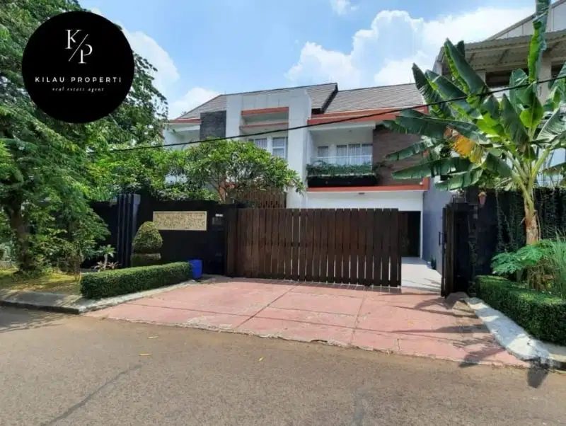 Dijual Rumah di Boulevard Bukit Golf Cibubur