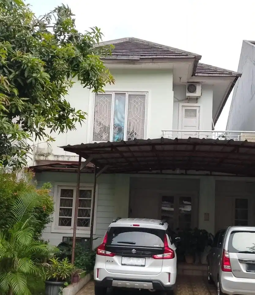 Rumah Asri di Kota Wisata Cibubur dekat Rumah Sakit dan Mall