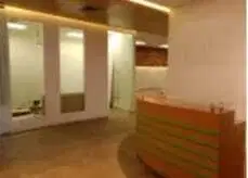 SEWA KANTOR DI JAKARTA SELATAN MAMPANG 160M2 PARTISI 185K NEGO
