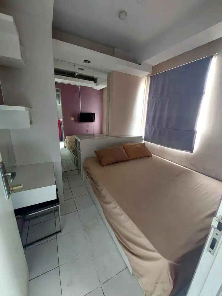 Sewa Apartemen Menteng Square 2 Br Semi Furnished Termurah Tahunan