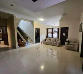 Di Jual Rumah 2 Lantai Bersih Di Margahayu Raya