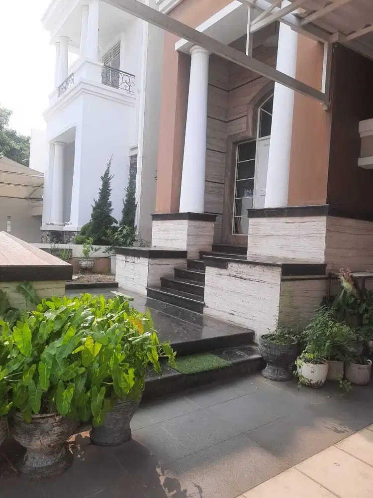 Dijual Rumah Pik1 Akasia Golf Raya 12x25