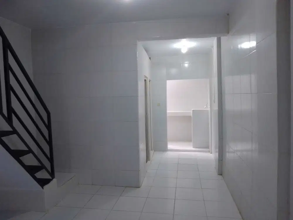 DiJual Ruko  Angke indah baru Renovasi