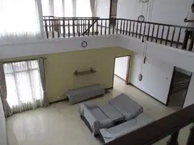 Dijual Rumah atau Vila Nyaman Sejuk di Dago Pakar Timur
