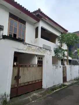 Rumah jual murah hitung tanah, bebas banjir di rawamangun